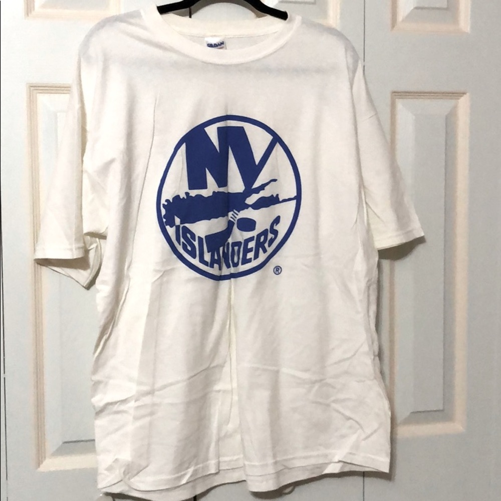 NY Islander tee